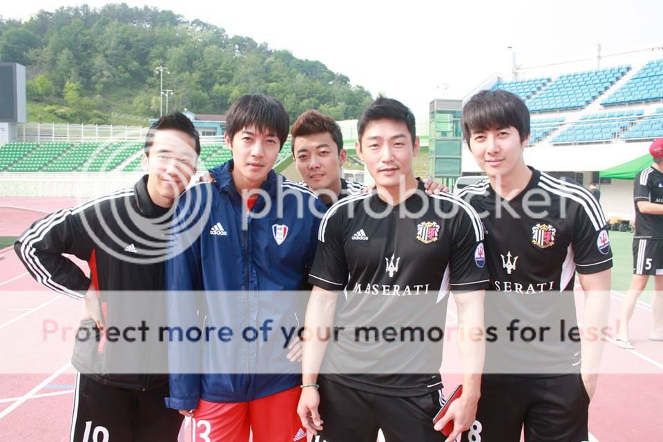 Dream with Korea Cup - Page 2 580841_516323131768724_1798439217_n_zpse2003589
